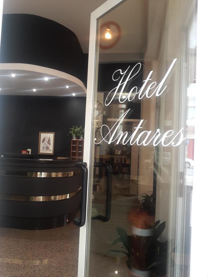 Hotel Antares Garni จูเลียโนวา ภายนอก รูปภาพ